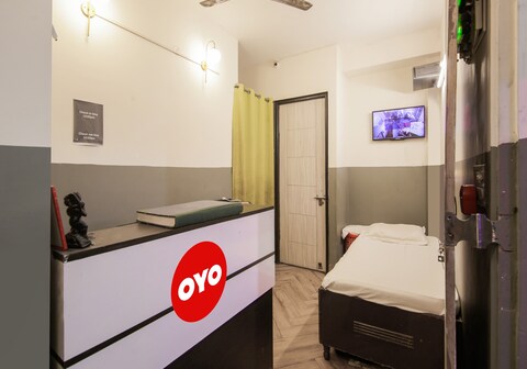 OYO 817786 Hotel Villa House