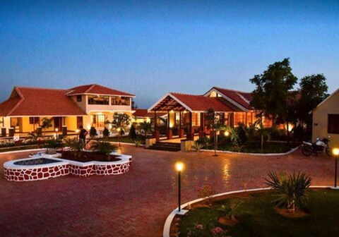 PRIDE ROCK RESORT