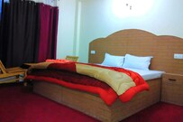 Hotel Phoenix, Manali Hotel Phoenix, Manali