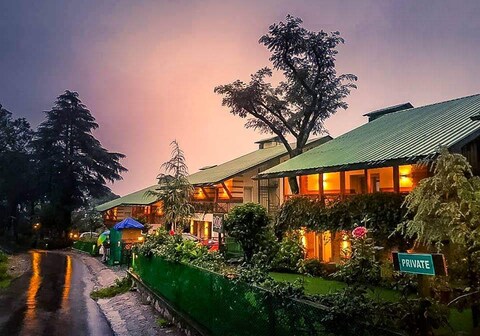 Lamrin Norwood Green | Entire 4BHK Villa