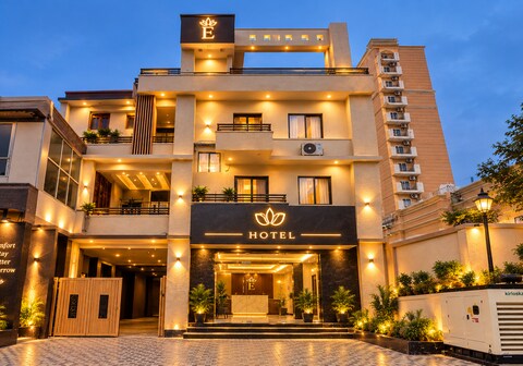 Elegance Suites Gomti Nagar by Eclat Hotels