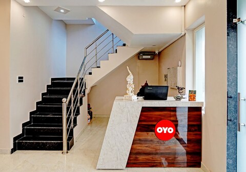 Hotel O River Edge Palace