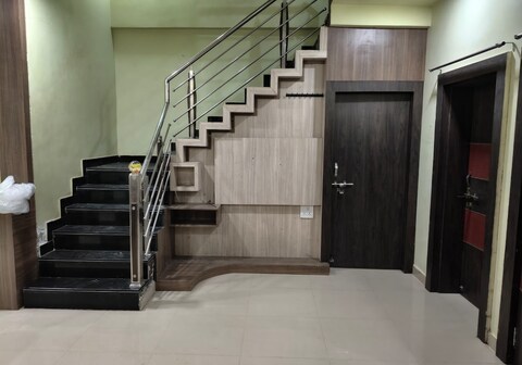 Peaceful 2BHK Stay with Kitchen Living Rooms