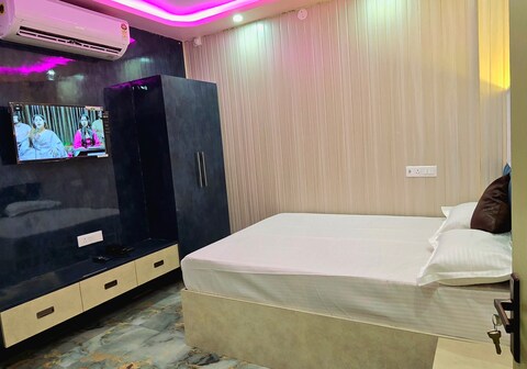 Residential Dream Inn Hotel