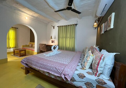 Vindhyavan mud house