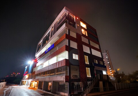 FabHotel Airport Stay Inn - Near Kempegowda Airport