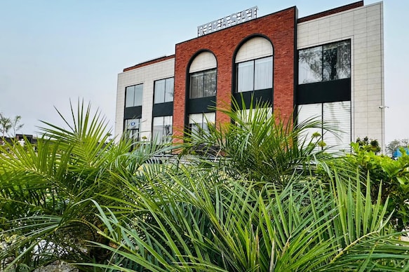 Hotel Virasat