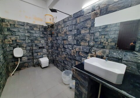 Charming Boutique hotel AK Residency