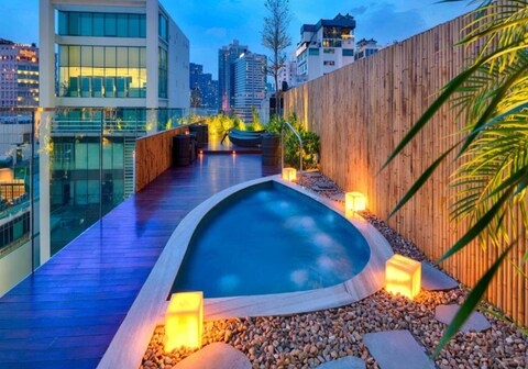 Silverland Min Hotel