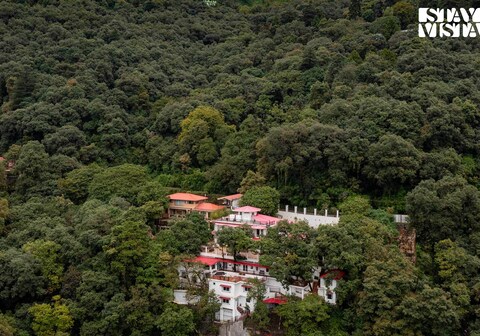 StayVista at Tranquil @ Aspen Heights