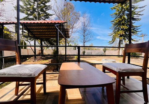 Costa Green Garden Luxury 4BH Independent Villa