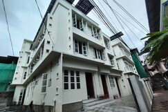 Sivasylam Homestay- 1km from Trivandrum Central Railway station, Thiruvananthapuram Sivasylam Homestay- 1km from Trivandrum Central Railway station, Thiruvananthapuram
