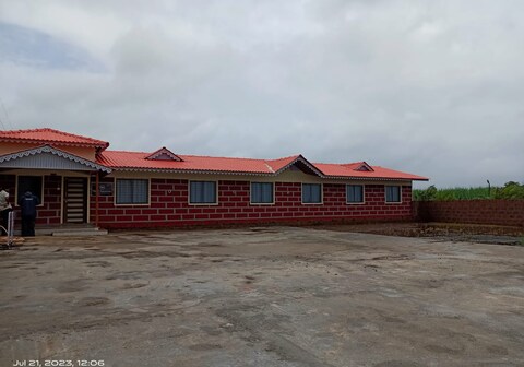 Hotel Nakshatra Resort