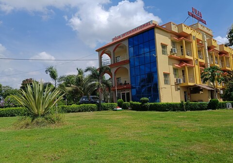 Puja International Hotel
