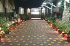 HOTEL QAMAR, Mumbai HOTEL QAMAR, Mumbai