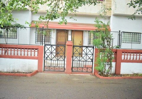 Serviced Apartment with Modern Amenities