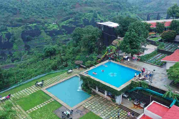 Manas Resort with Petting Zoo