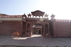 Hotel Monarch Rama Palace, Orchha Hotel Monarch Rama Palace, Orchha