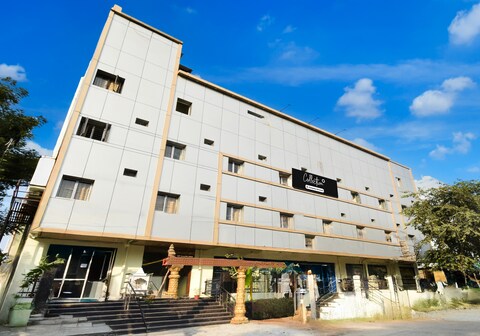 Super Collection O Godavari Kompally