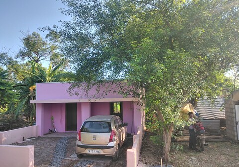 Tiru Arunachala Village House