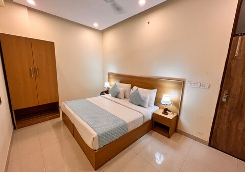 TNCS Corporate Hotel near sector 62