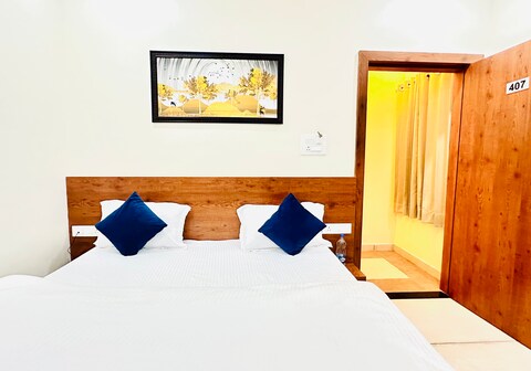 Vrindavan Hotel & Restaurant