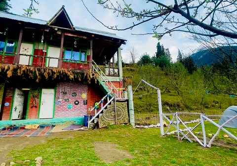 MJ cafe and homestay