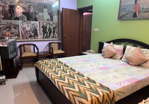 Aryaniwas | Cozy Niche 2BR Home