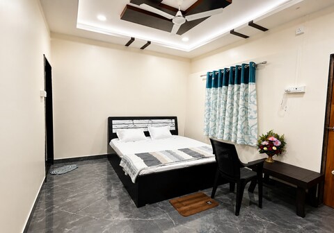 Hotel Yashdeep