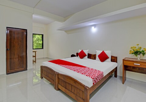 Hotel O Etllina Valley Villa