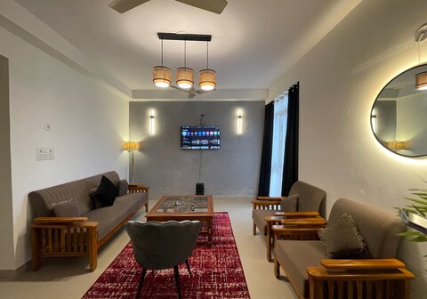 Graphite | 2BHK | GrehStay