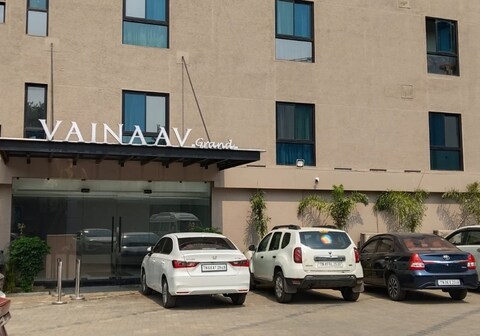 Vainaav Grand