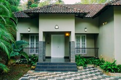 OYO Home 22608 Forest View 3BHK, Munnar OYO Home 22608 Forest View 3BHK, Munnar