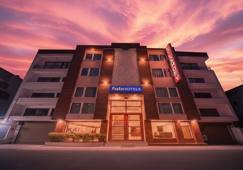 FabHotel The Kailash Dev Near Adarsh Nagar Metro