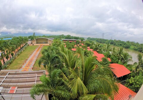 Pooja Farm And Resort