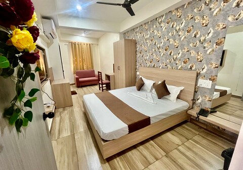 Deni|| Family Comfort Stay