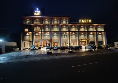 Hotel Parth