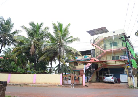 Signature stay