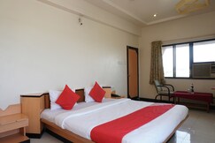 OYO 24487 Hotel Raj Regency, Ahmednagar OYO 24487 Hotel Raj Regency, Ahmednagar