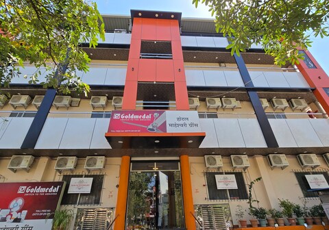 Hotel maheshwari green's