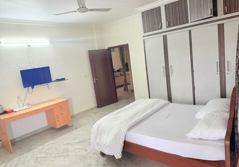 MH12 Serviced Apartments in Banjara Hills .