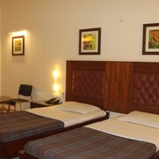 Hotel Bombay Inn, Cuttack Hotel Bombay Inn, Cuttack