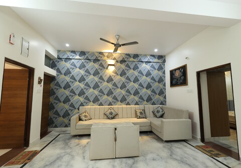 Raj Villa - Luxurious Modern Villa in Jodhpur City