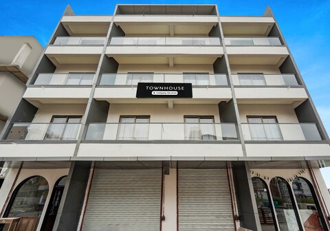 Super Townhouse GIDC Bol Sanand