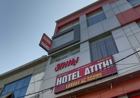 HOTEL O MODEL TOWN