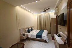 Hotel Devaaya Palace @ Laxman Jhula, Rishikesh Hotel Devaaya Palace @ Laxman Jhula, Rishikesh
