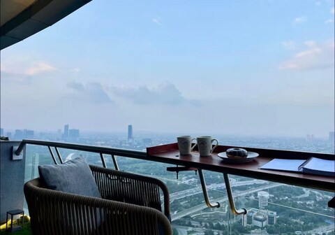 Couple friendly Stay At Supernova Noida