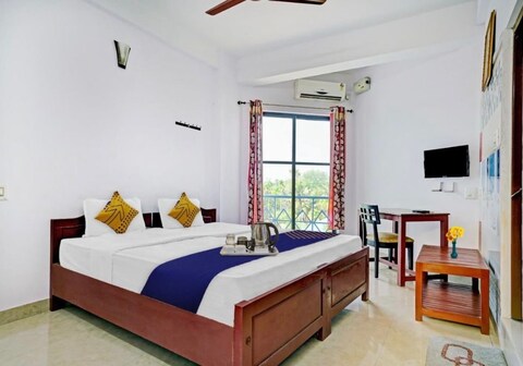 Cherai Residency ( Non A/C Rooms )