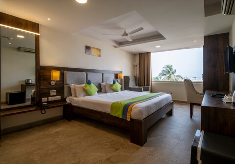 Treebo PL Grand, Vishakapatnam