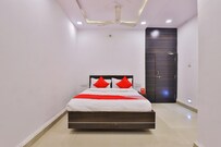 OYO 17098 Hotel Siyhigh (Hotel Tushar), Ahmedabad OYO 17098 Hotel Siyhigh (Hotel Tushar), Ahmedabad